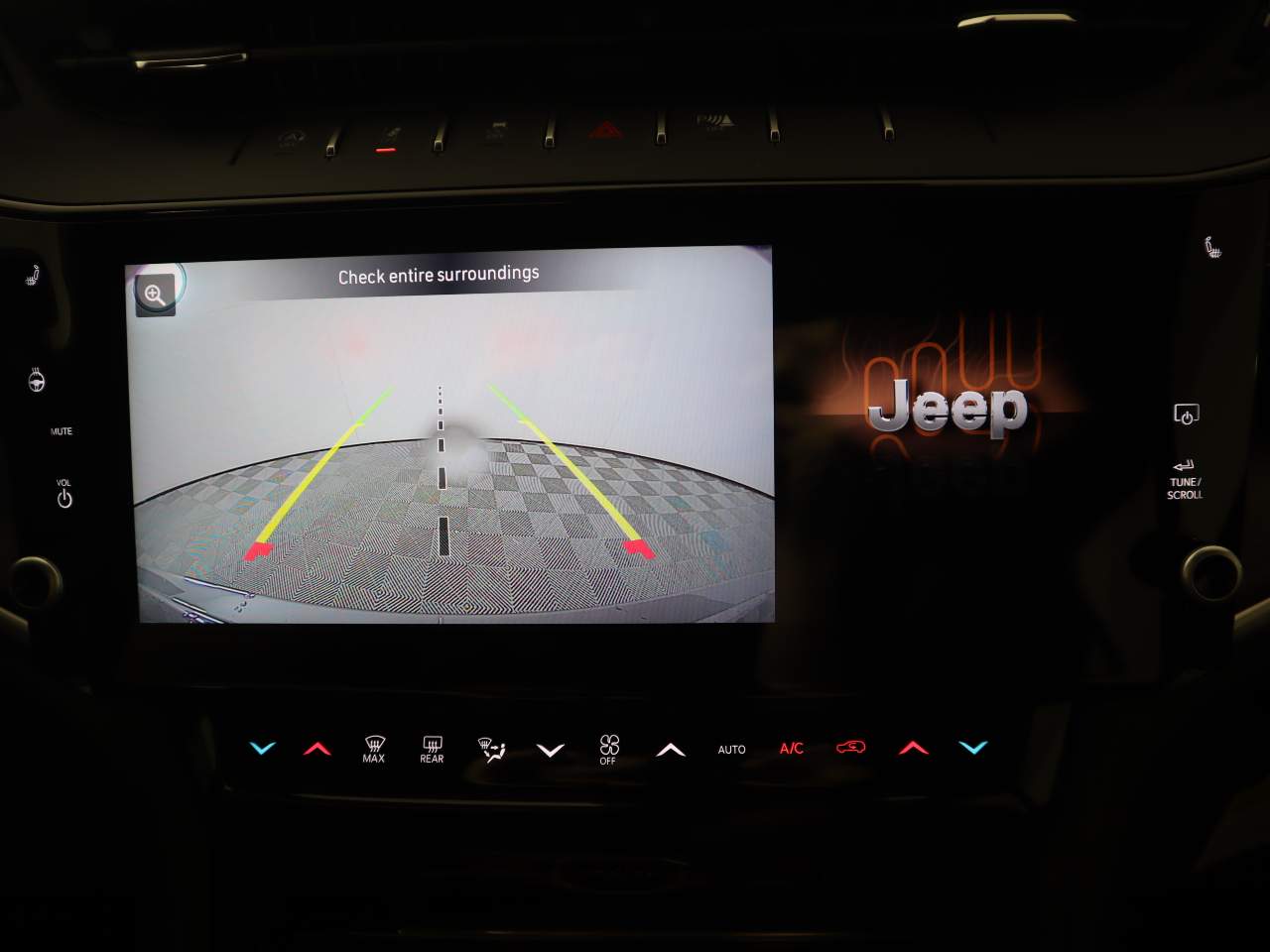 2026 Jeep Grand Cherokee Altitude