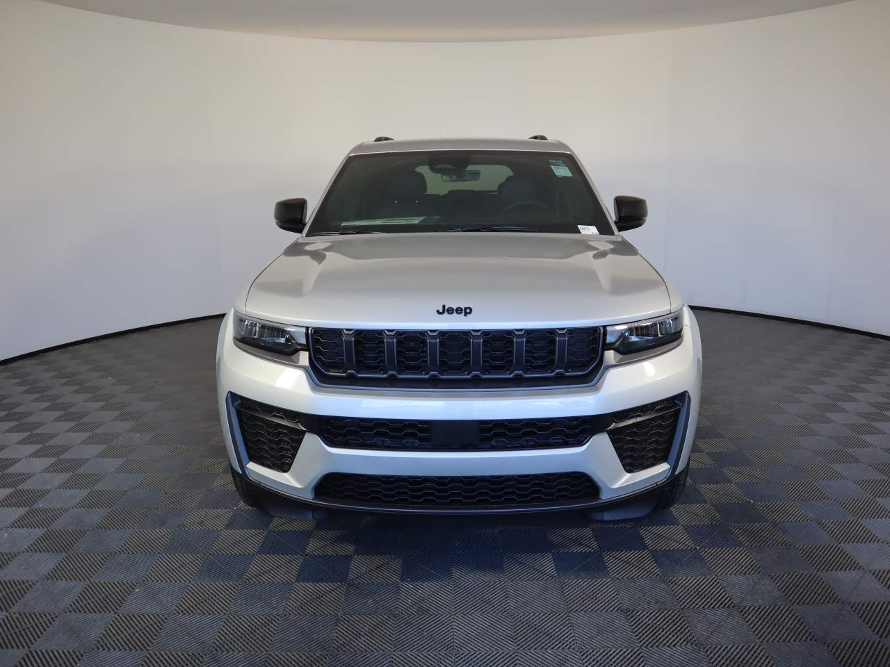 2026 Jeep Grand Cherokee Altitude