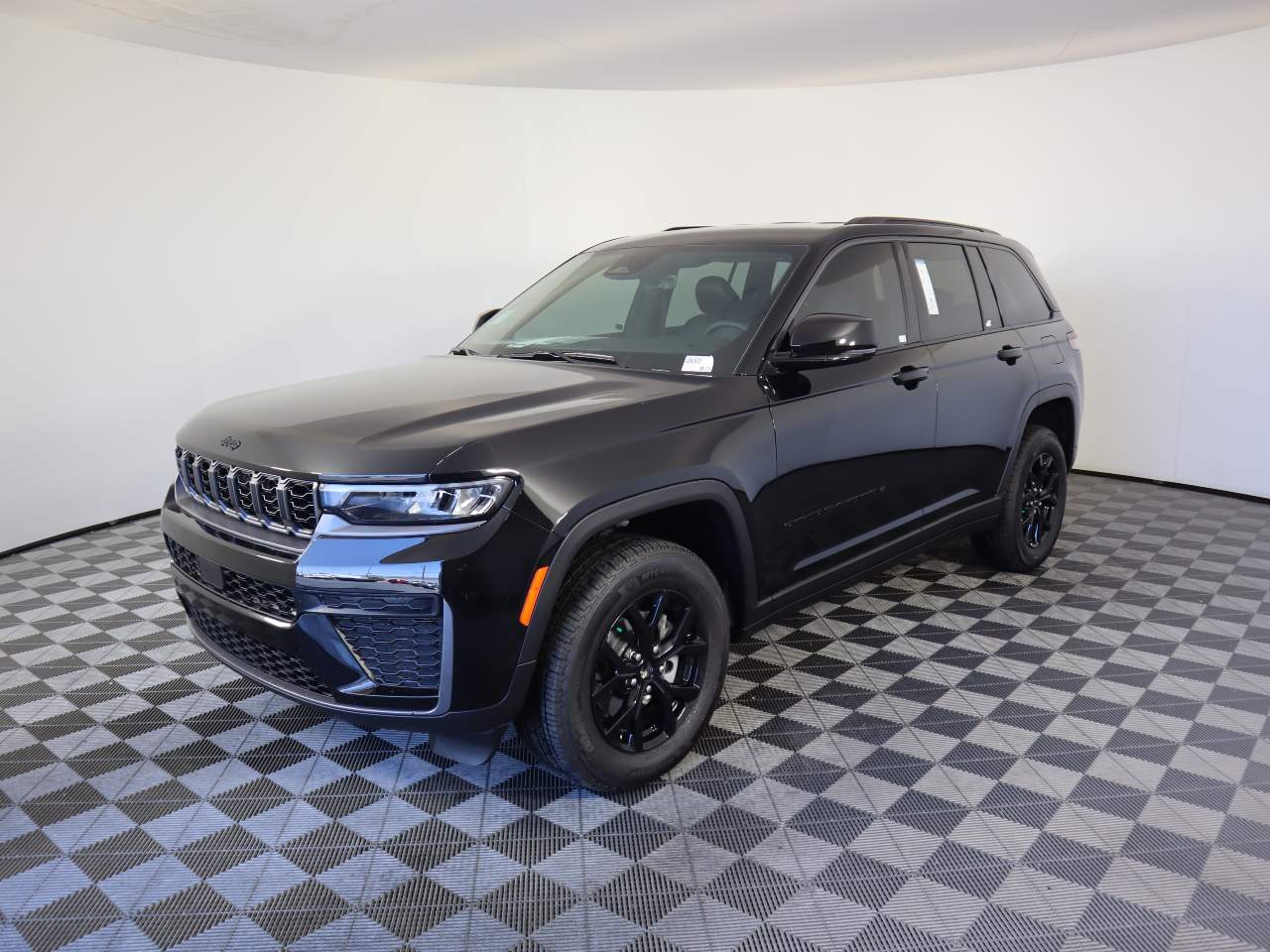 2026 Jeep Grand Cherokee Altitude