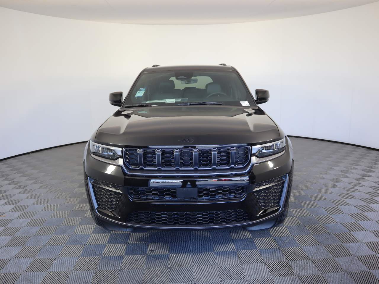 2026 Jeep Grand Cherokee Altitude