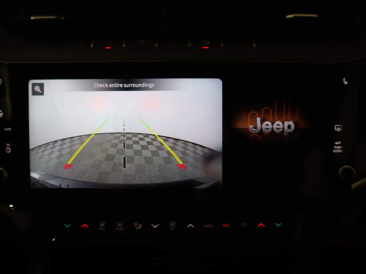 2026 Jeep Grand Cherokee Altitude