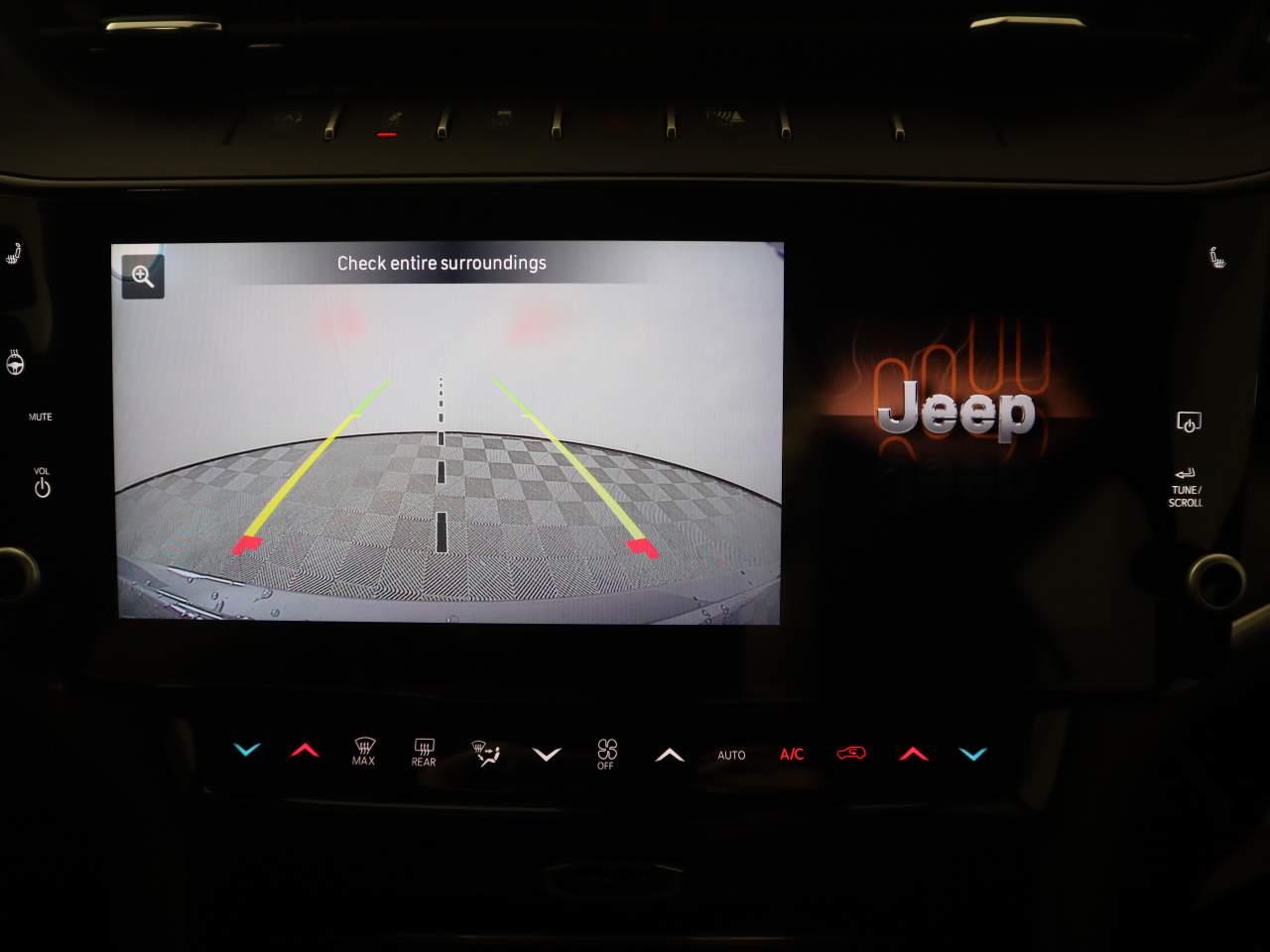 2026 Jeep Grand Cherokee Altitude