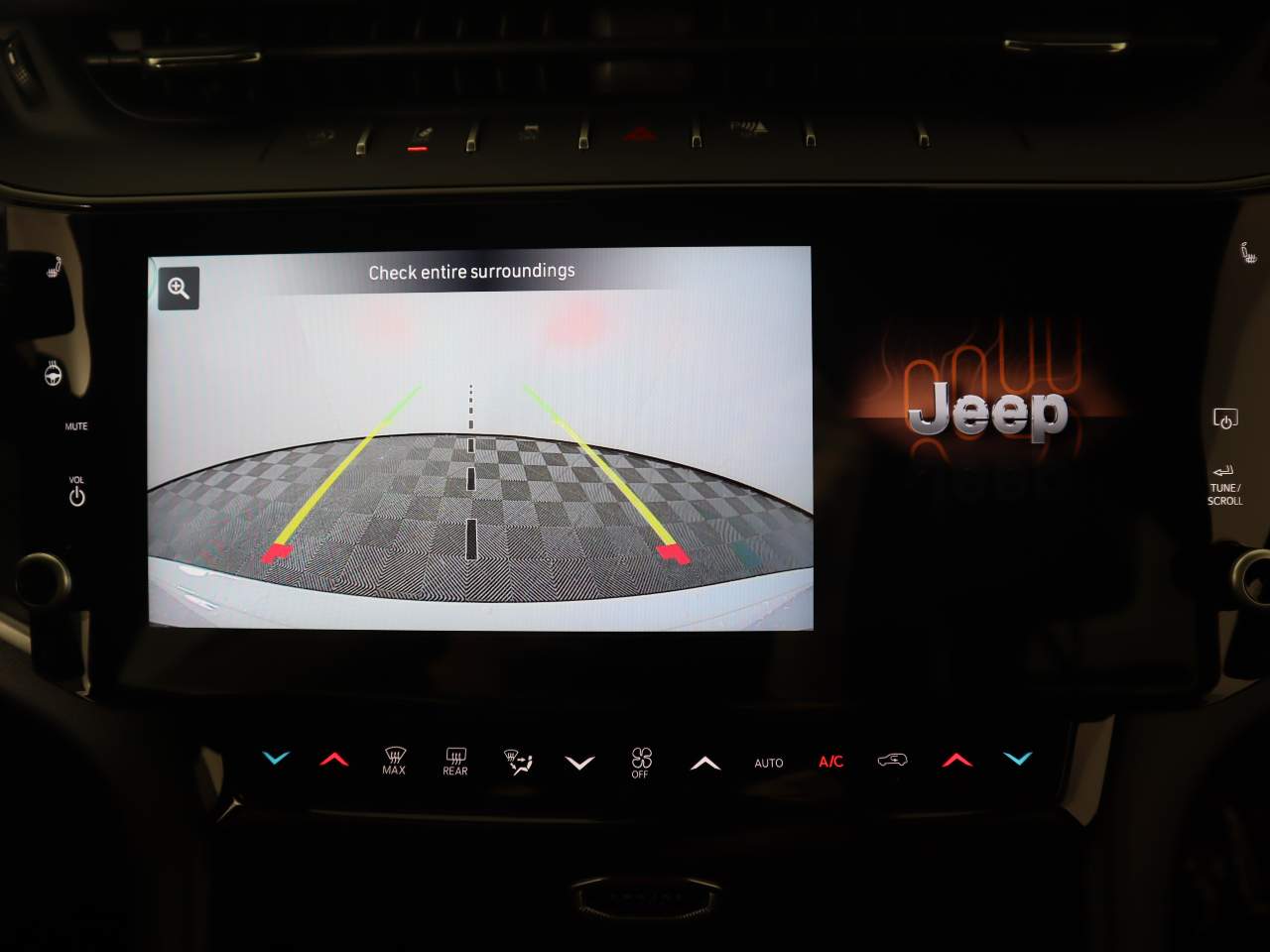 2026 Jeep Grand Cherokee Altitude