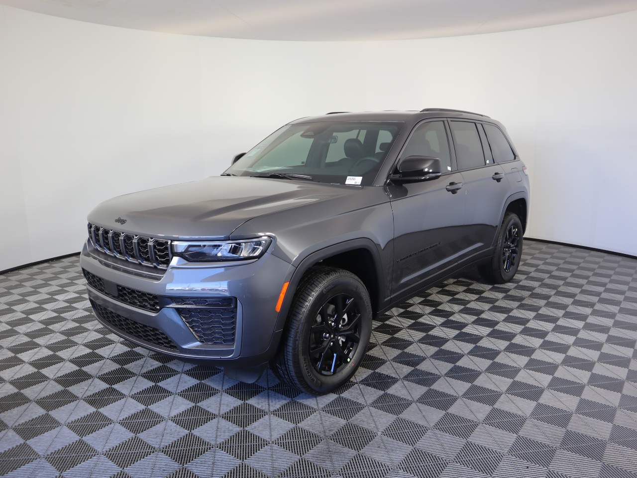 2026 Jeep Grand Cherokee Altitude
