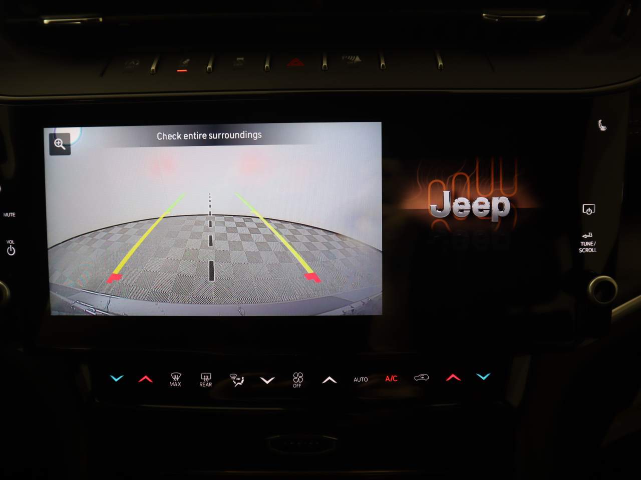 2026 Jeep Grand Cherokee Altitude