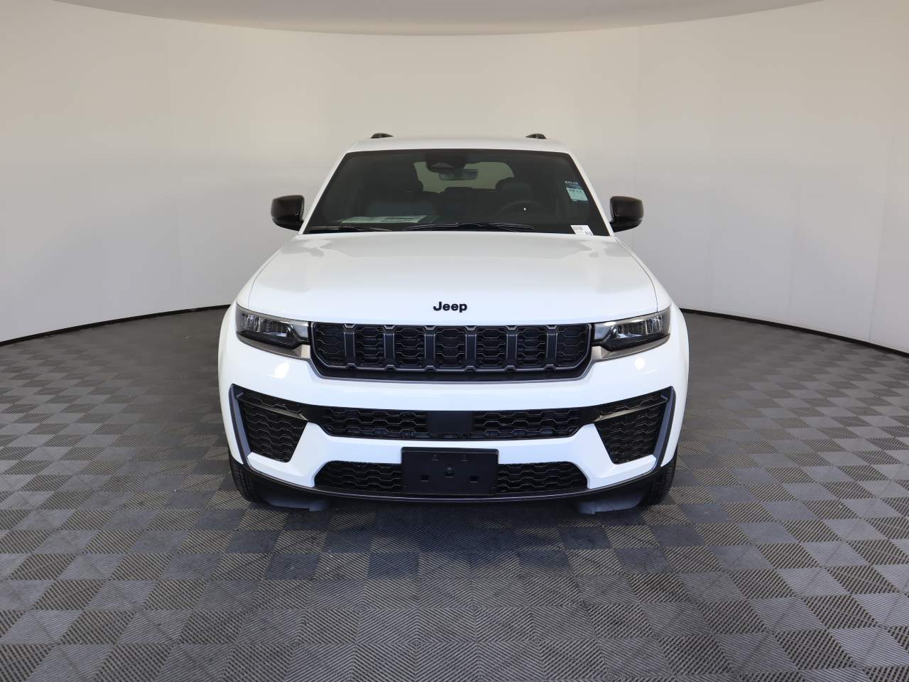 2026 Jeep Grand Cherokee Altitude