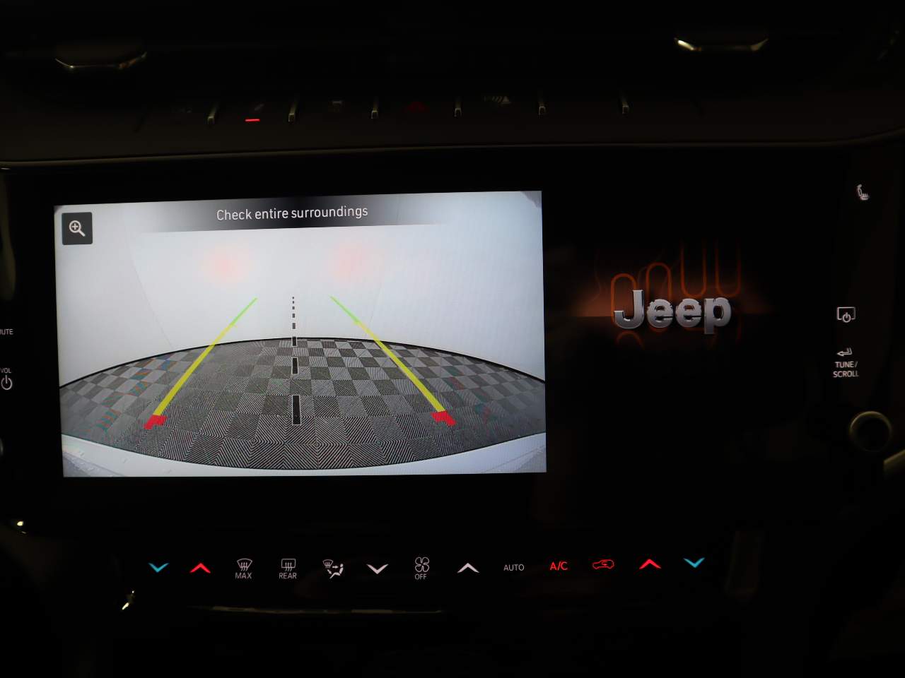 2026 Jeep Grand Cherokee Altitude