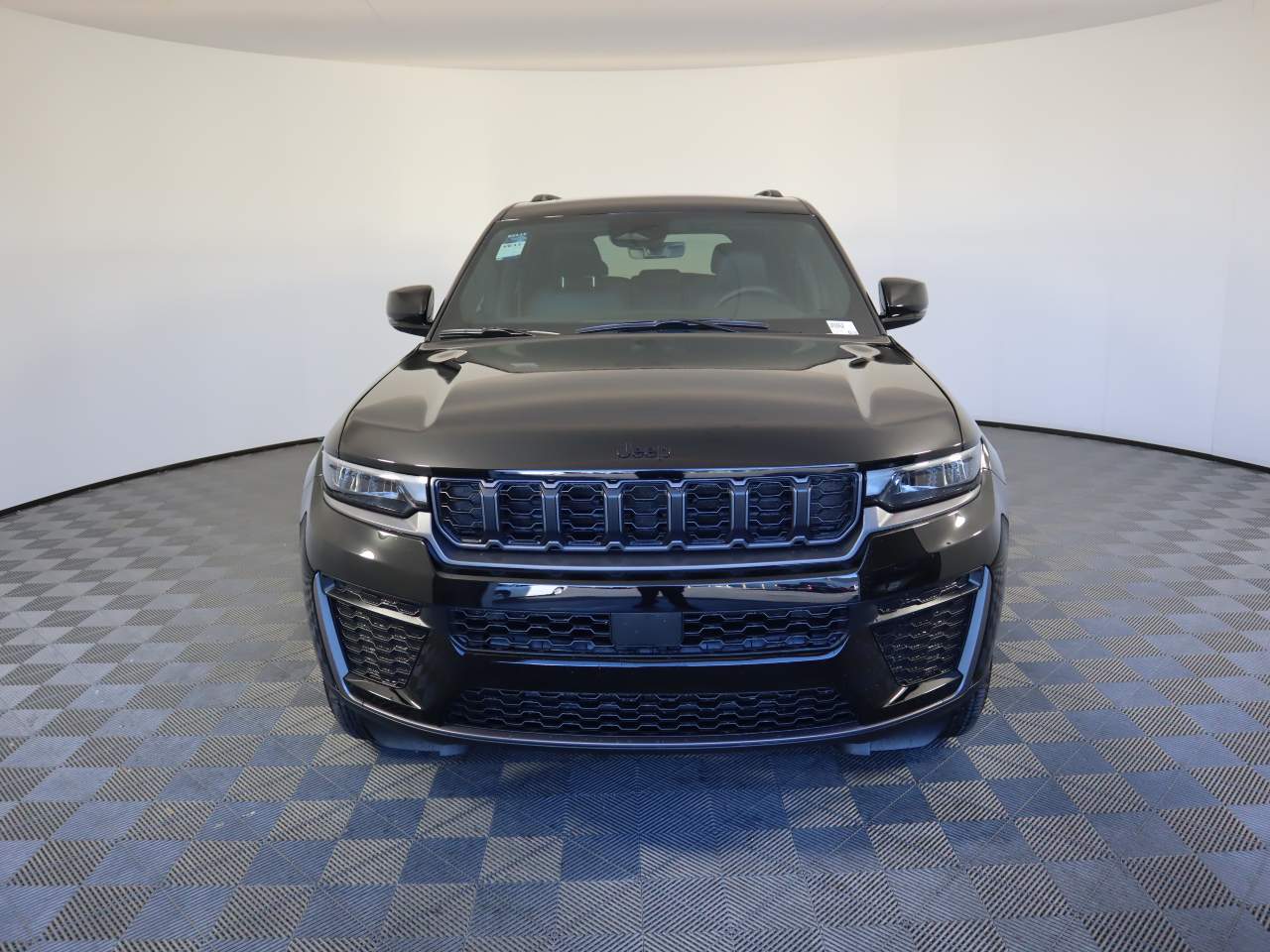 2026 Jeep Grand Cherokee Altitude