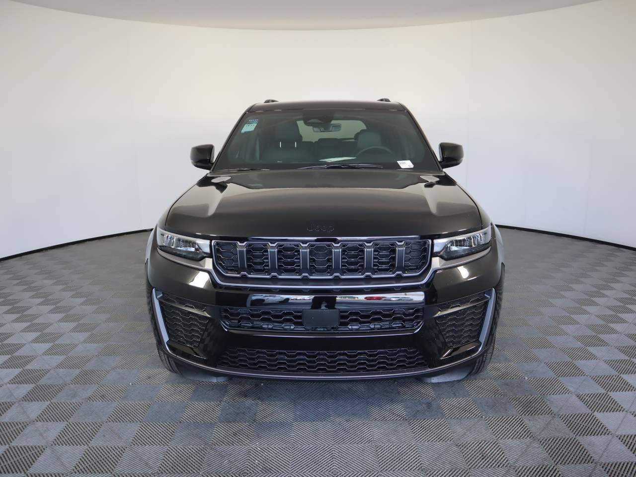 2026 Jeep Grand Cherokee Altitude