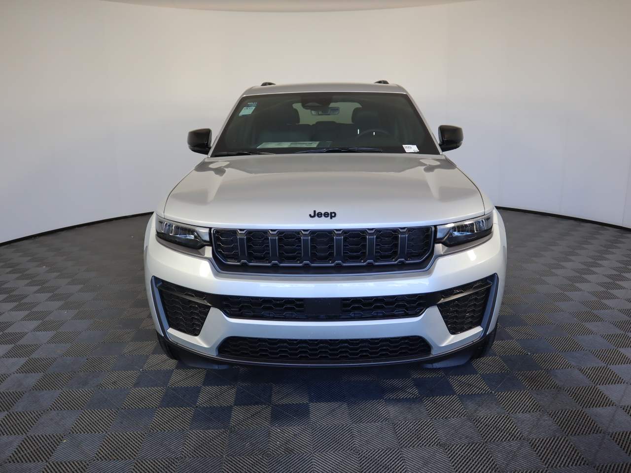 2026 Jeep Grand Cherokee Altitude