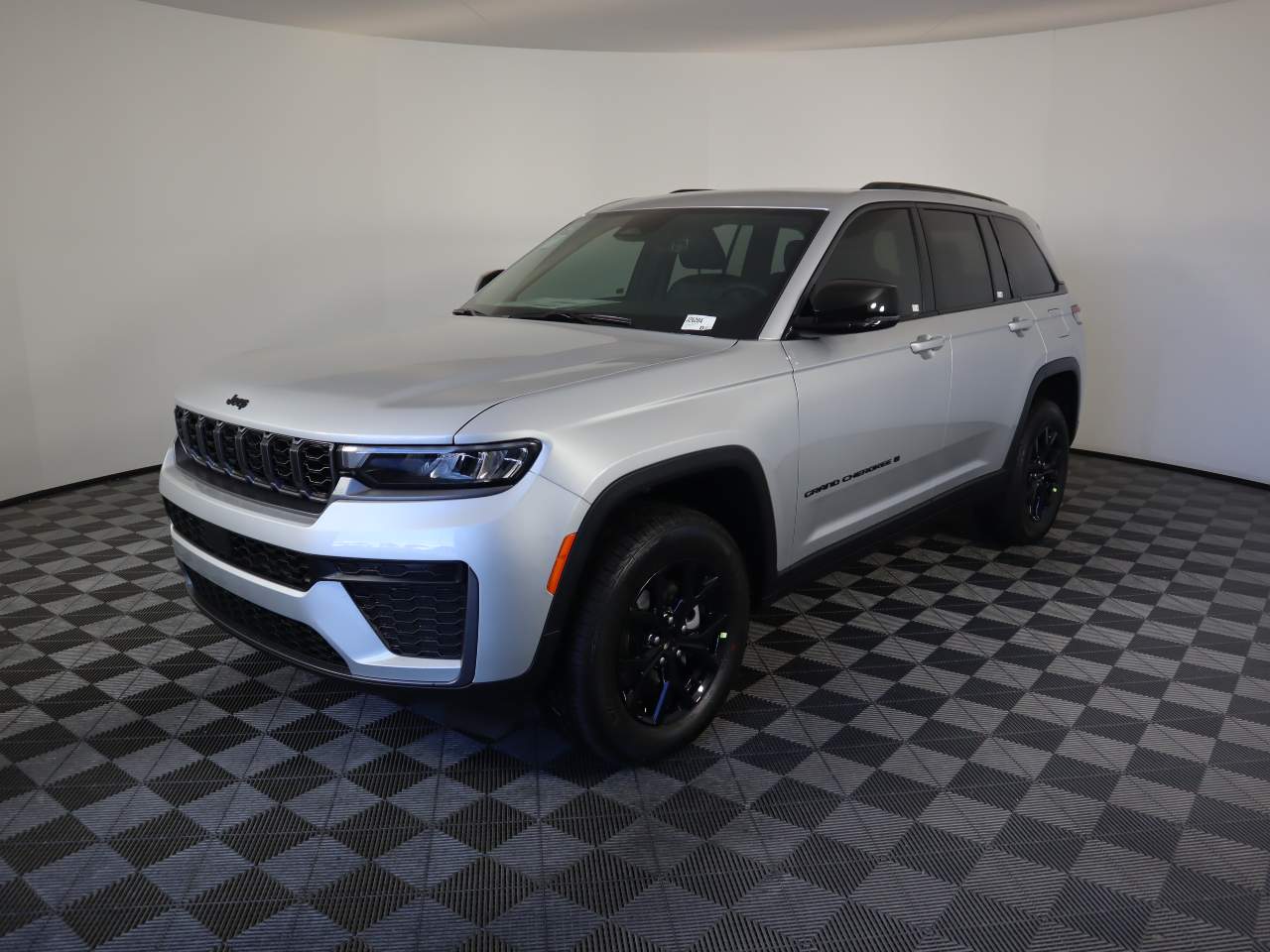 2026 Jeep Grand Cherokee Altitude