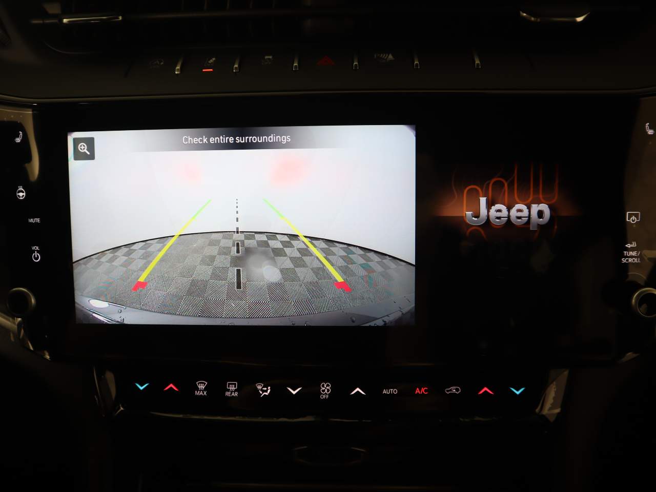 2026 Jeep Grand Cherokee Altitude