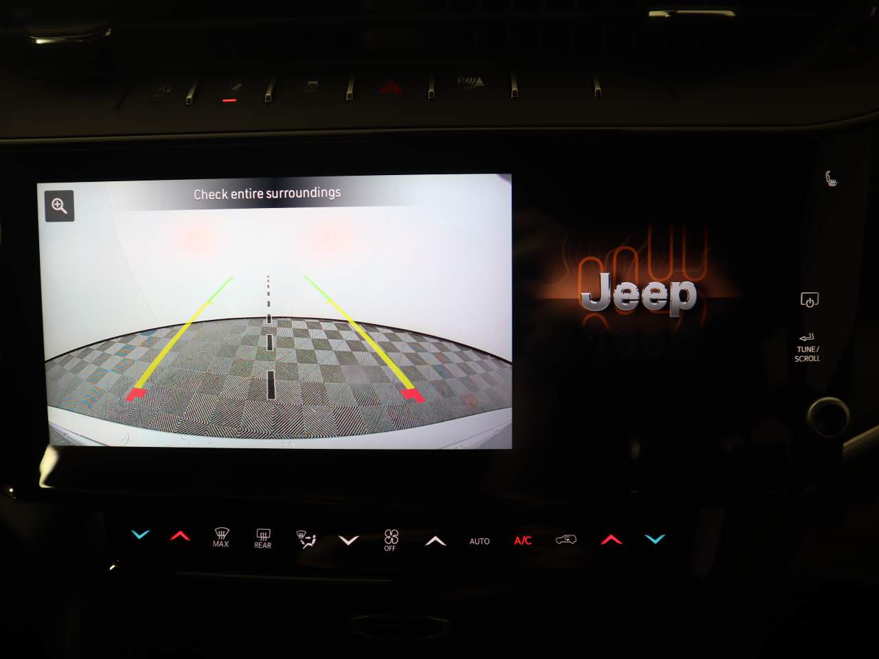 2026 Jeep Grand Cherokee Altitude