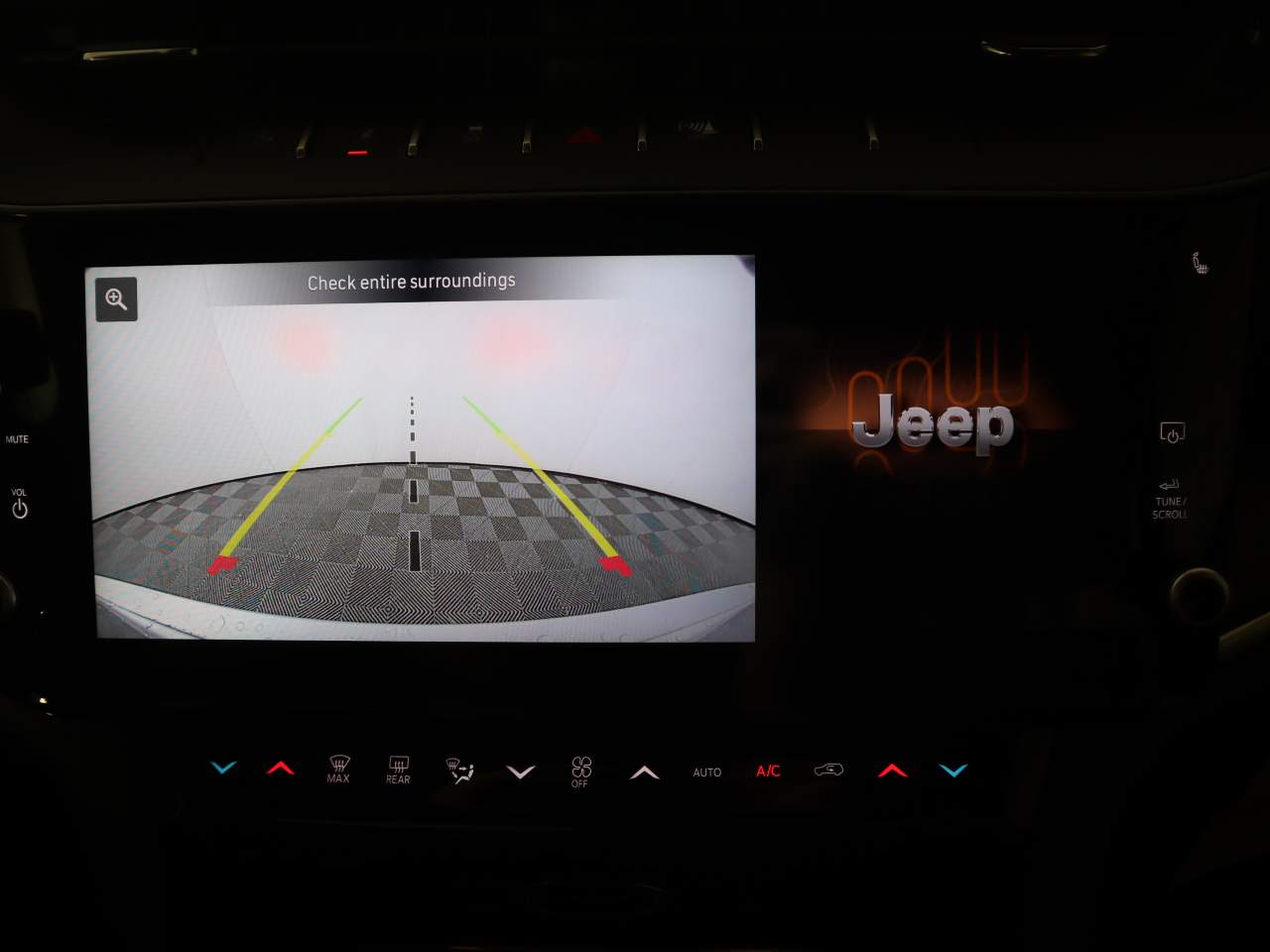 2026 Jeep Grand Cherokee Altitude