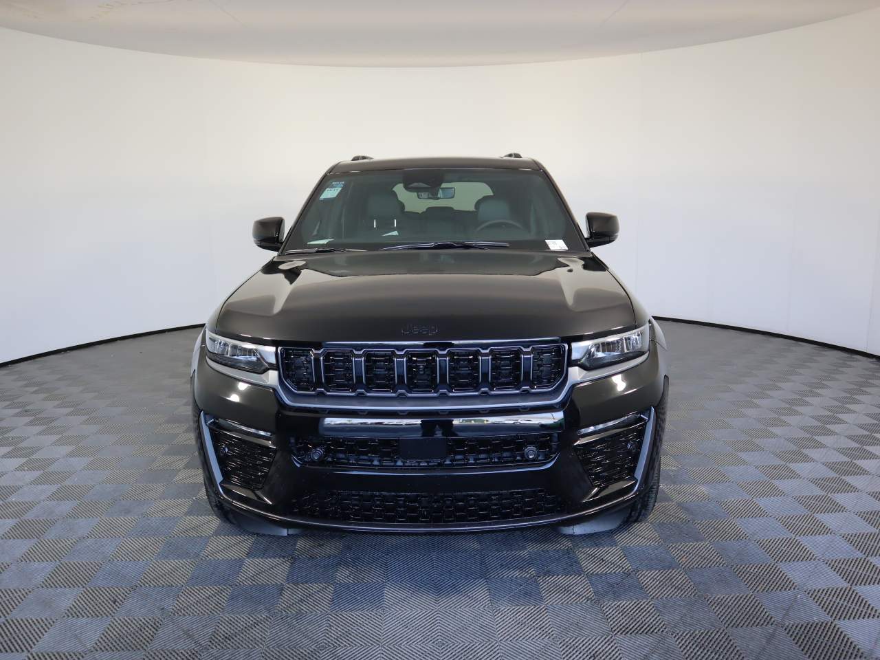 2027 Jeep Grand Cherokee Limited Reserve
