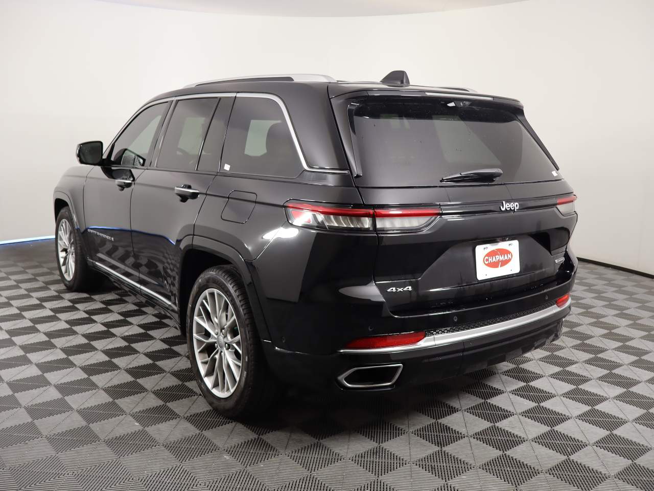 2023 Jeep Grand Cherokee Summit