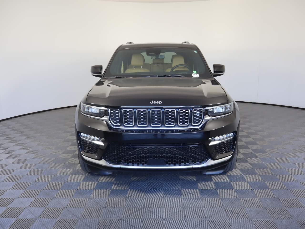 2023 Jeep Grand Cherokee Summit