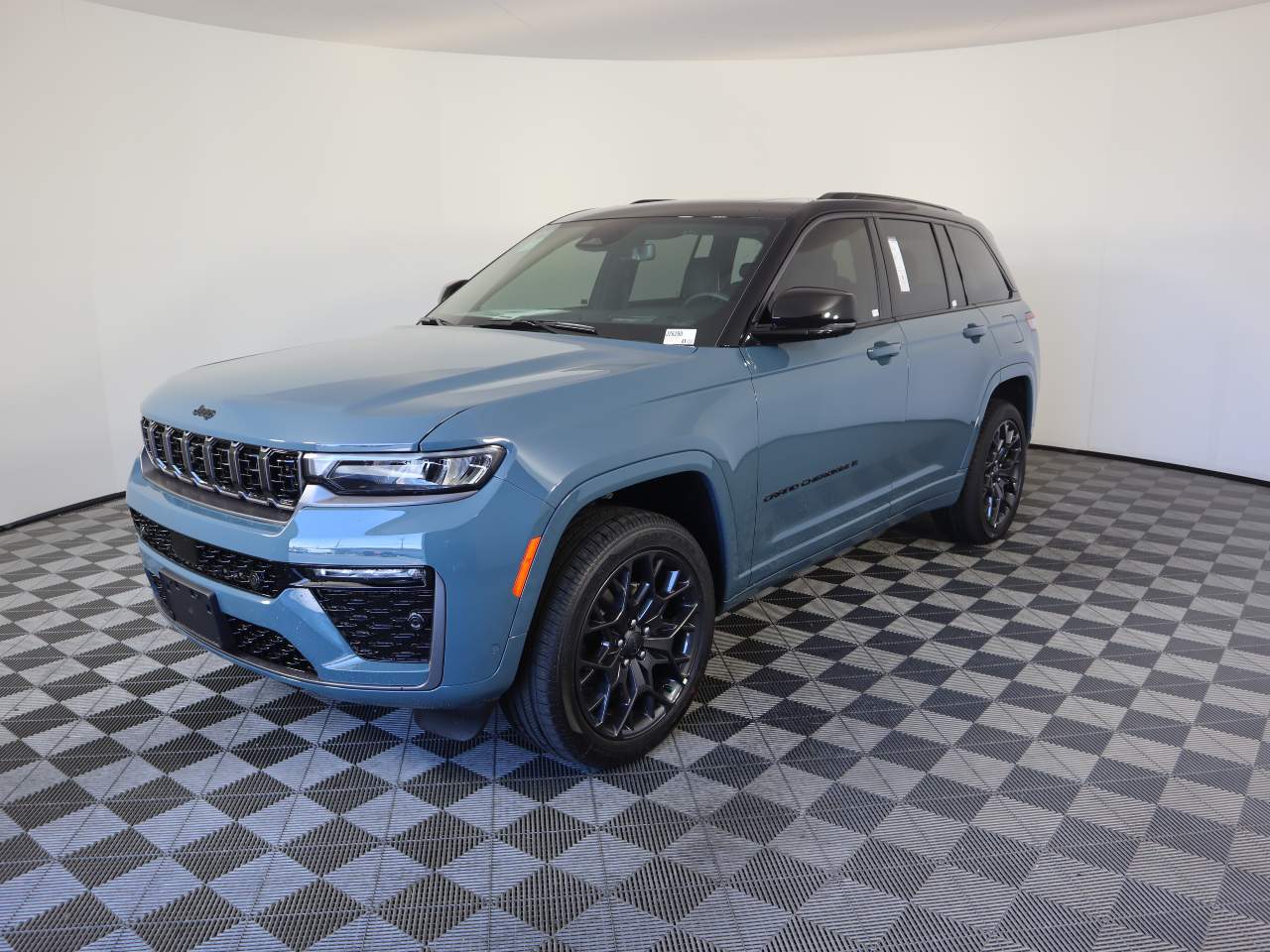 2026 Jeep Grand Cherokee Summit