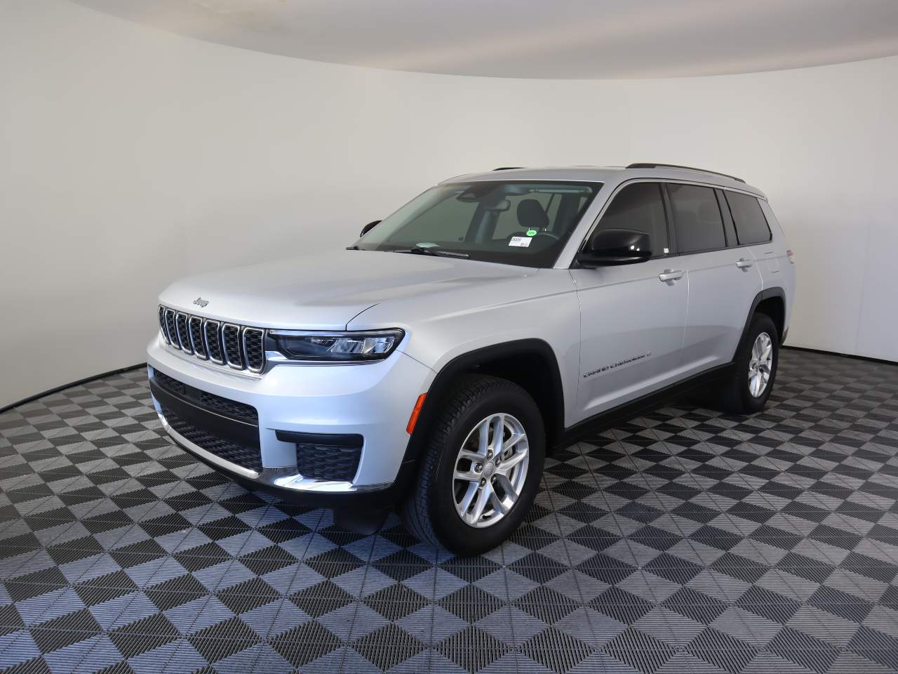 2021 Jeep Grand Cherokee L Laredo