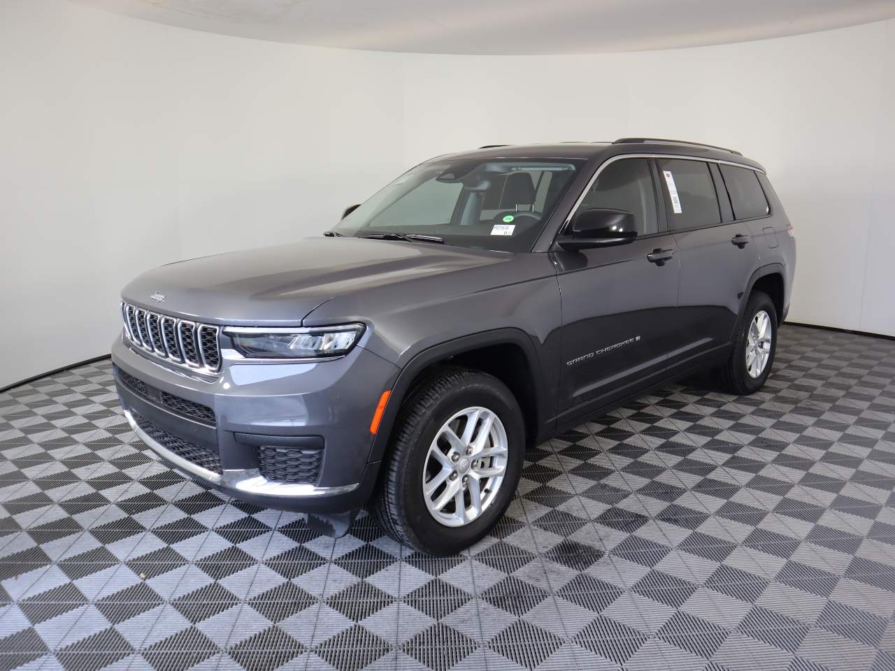 2024 Jeep Grand Cherokee L Laredo