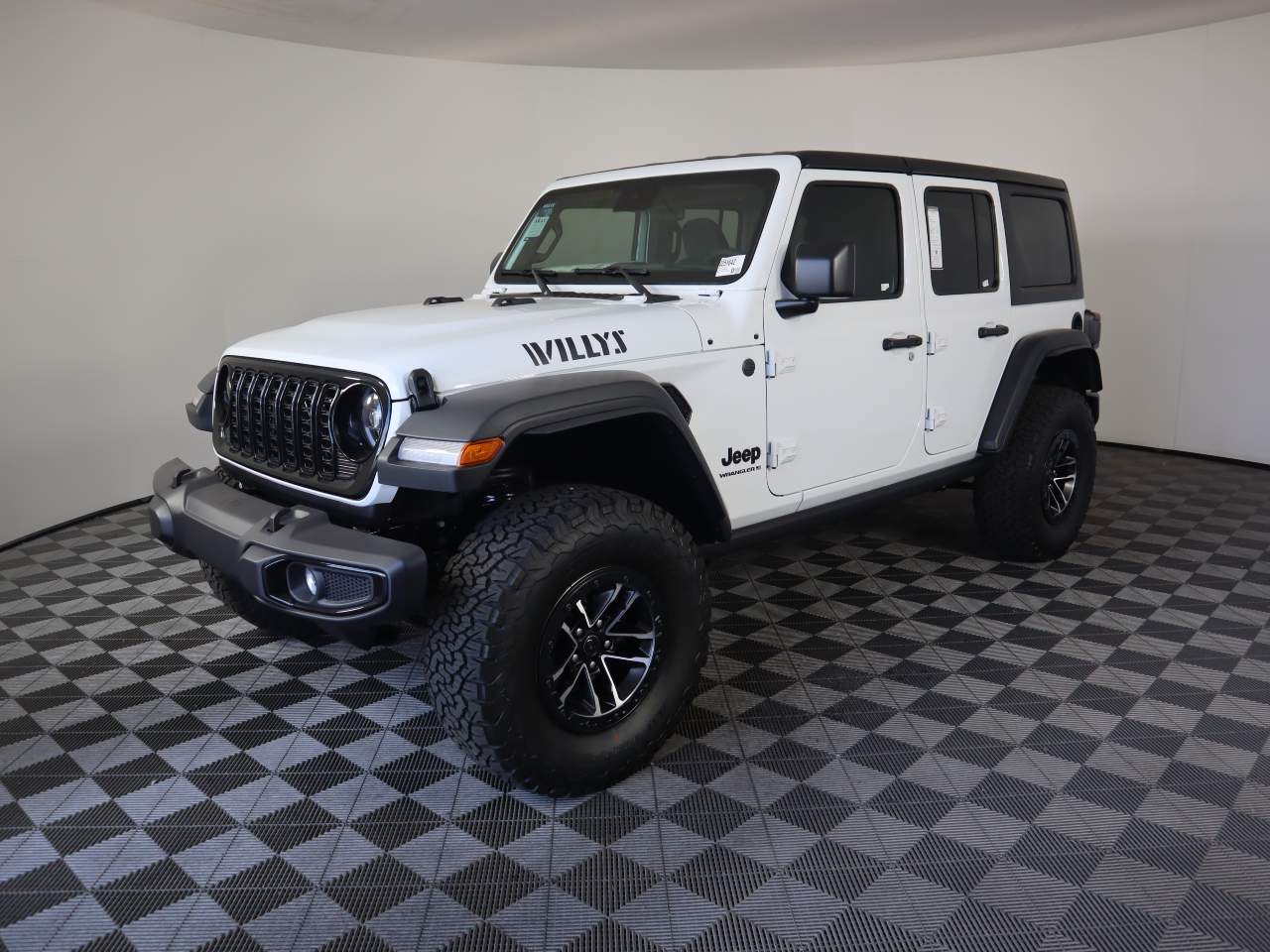 2025 Jeep Wrangler Willys 4dr