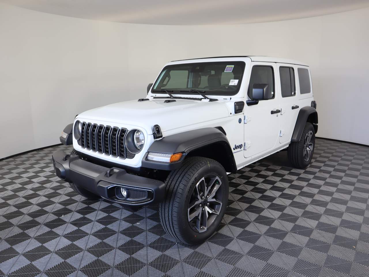 2025 Jeep Wrangler Willys 4xe 4dr