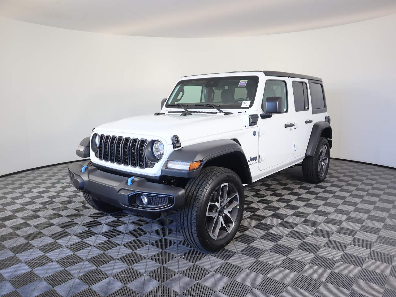 2024 Jeep Wrangler Willys 4xe 4dr