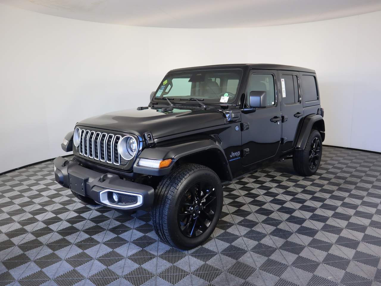 2025 Jeep Wrangler Sahara 4xe