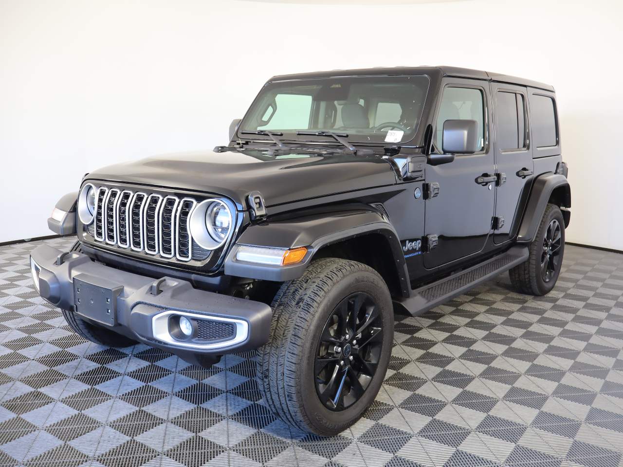 2025 Jeep Wrangler Sahara 4xe