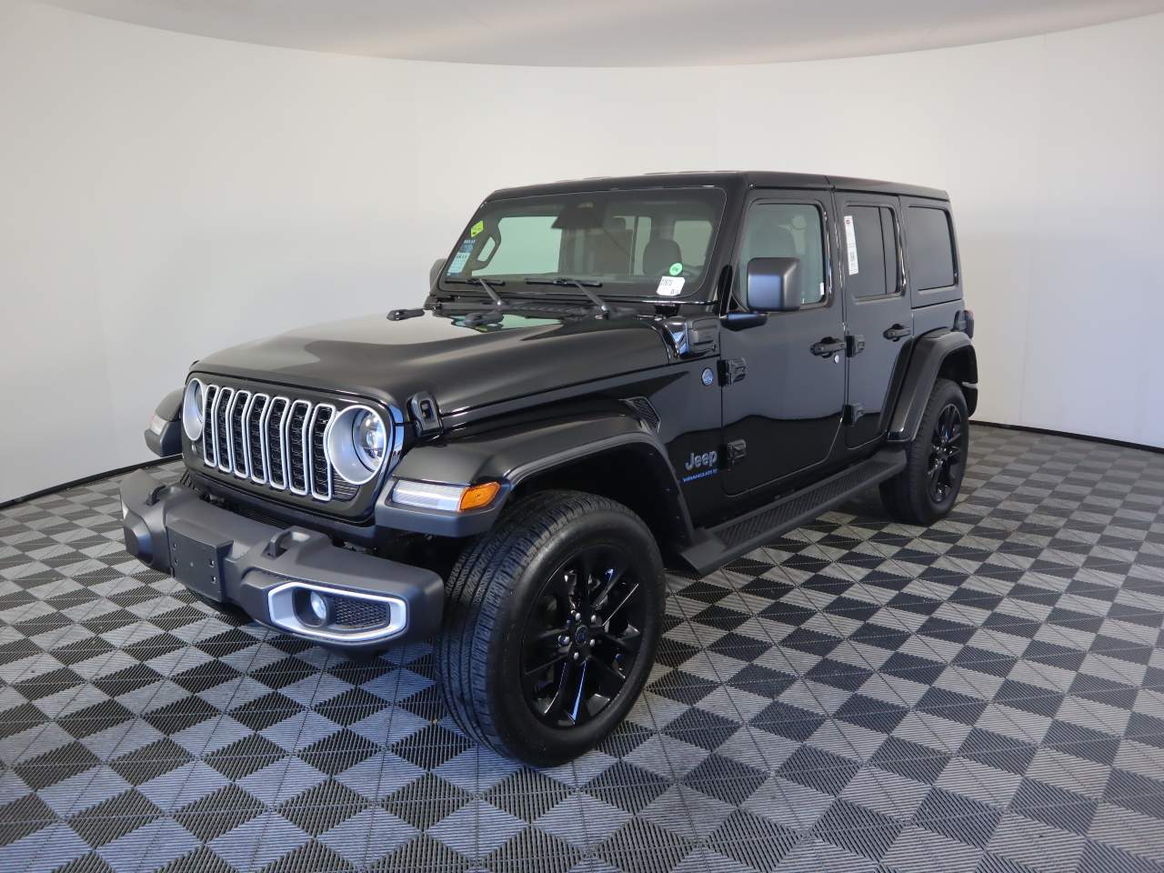 2025 Jeep Wrangler Sahara 4xe