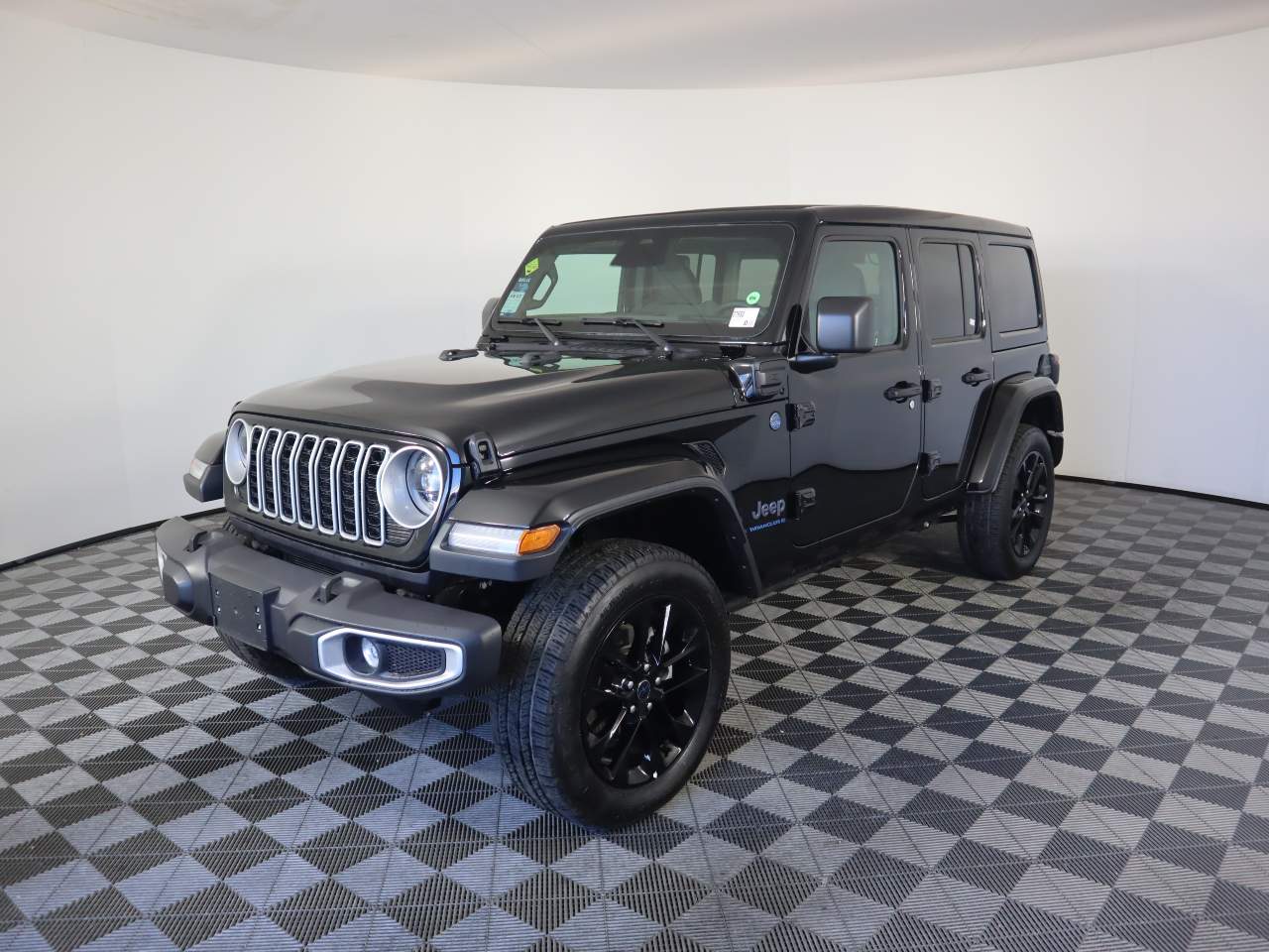2025 Jeep Wrangler Sahara 4xe