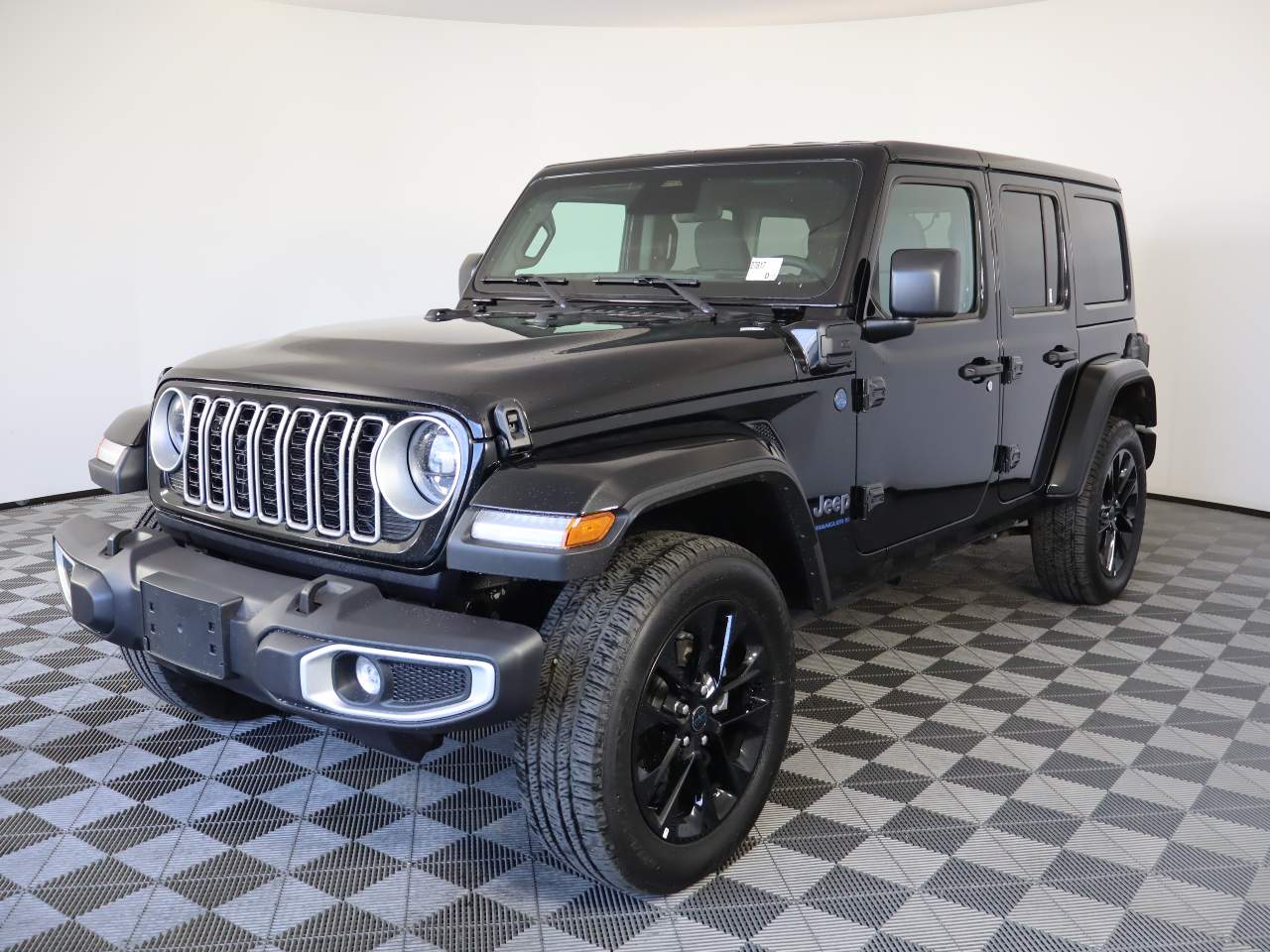 2025 Jeep Wrangler Sahara 4xe
