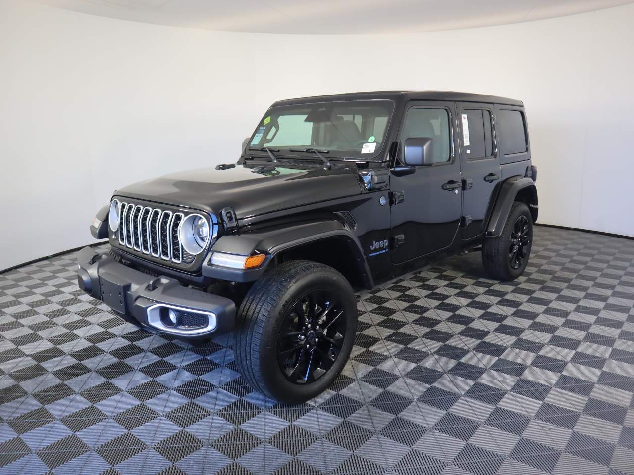 2025 Jeep Wrangler Sahara 4xe