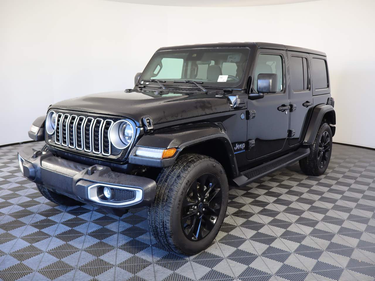 2025 Jeep Wrangler Sahara 4xe