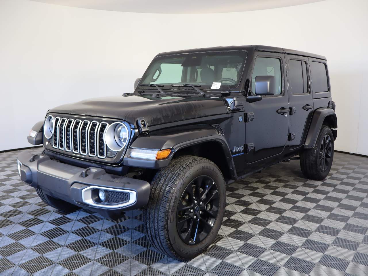 2025 Jeep Wrangler Sahara 4xe