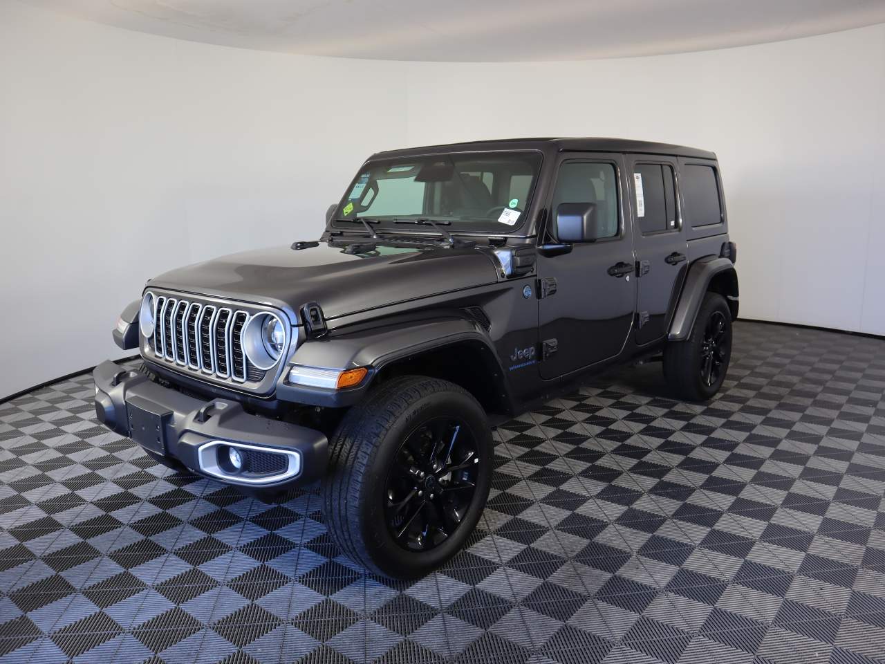 2025 Jeep Wrangler Sahara 4xe