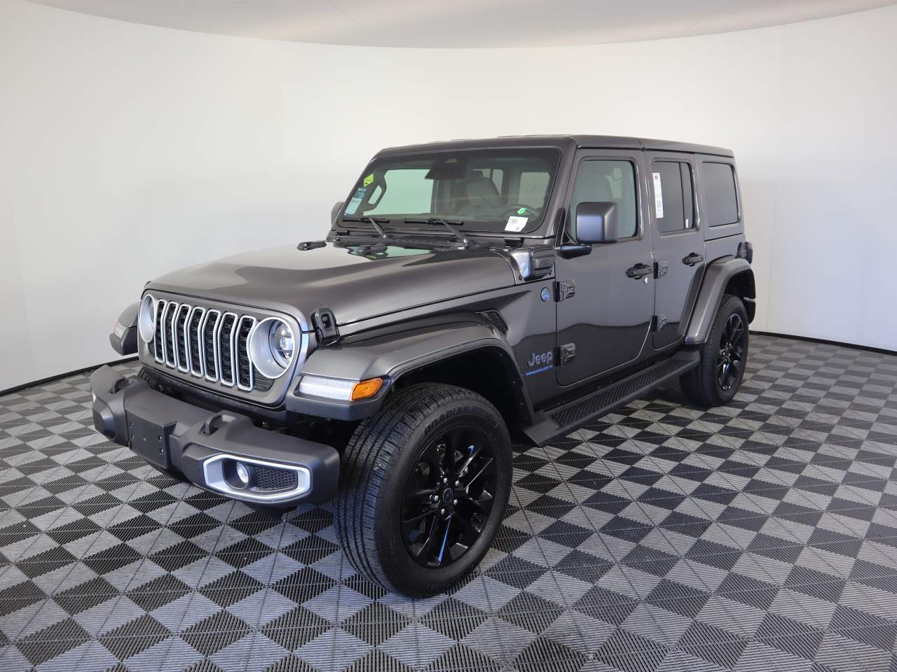 2025 Jeep Wrangler Sahara 4xe
