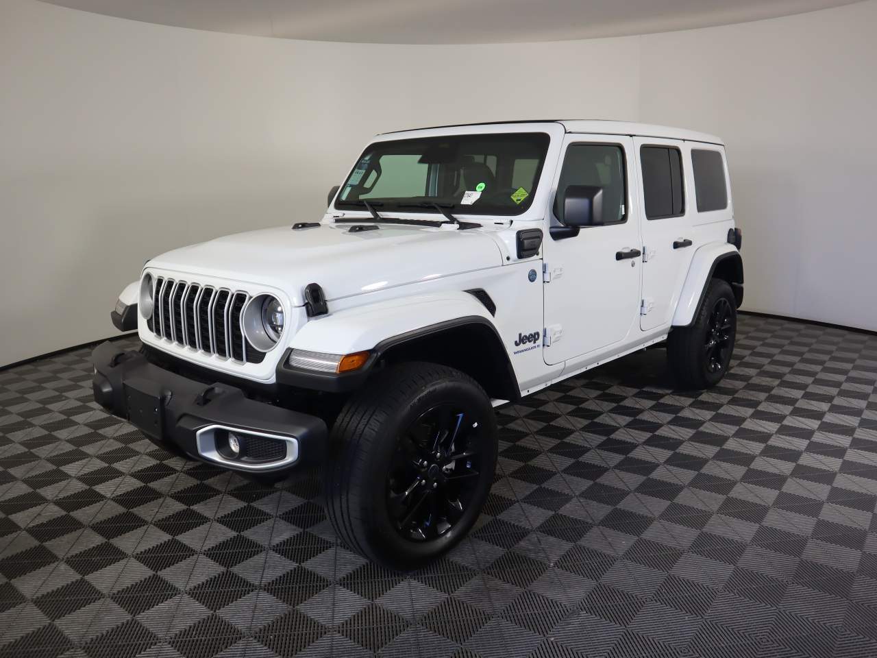 2025 Jeep Wrangler Sahara 4xe