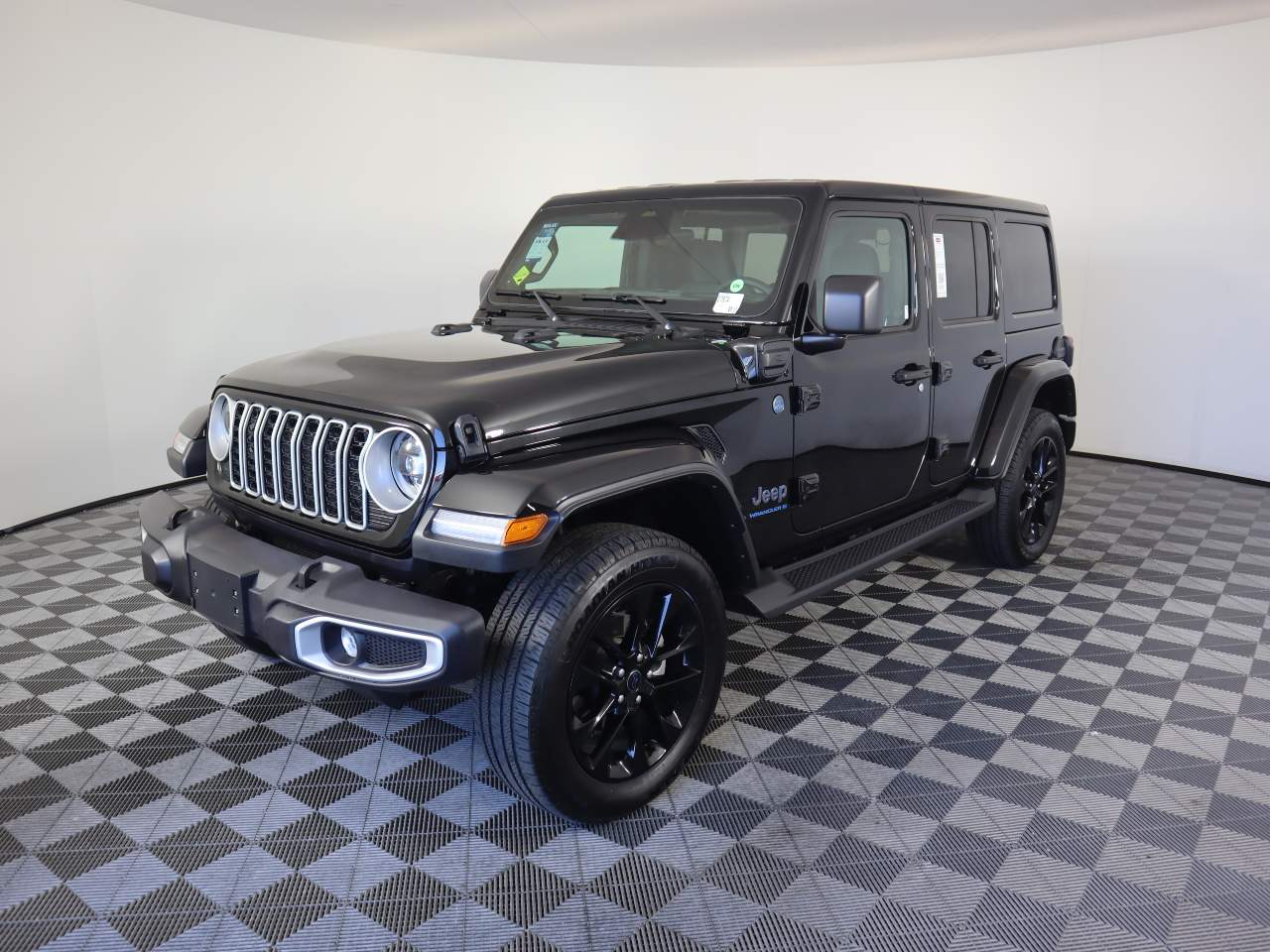 2025 Jeep Wrangler Sahara 4xe