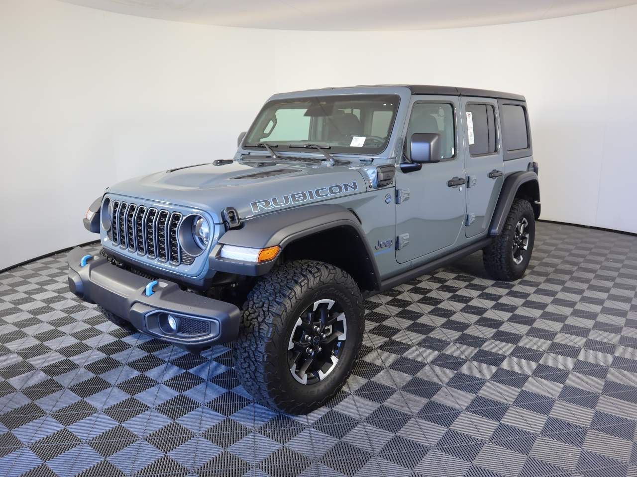 2025 Jeep Wrangler Rubicon 4xe