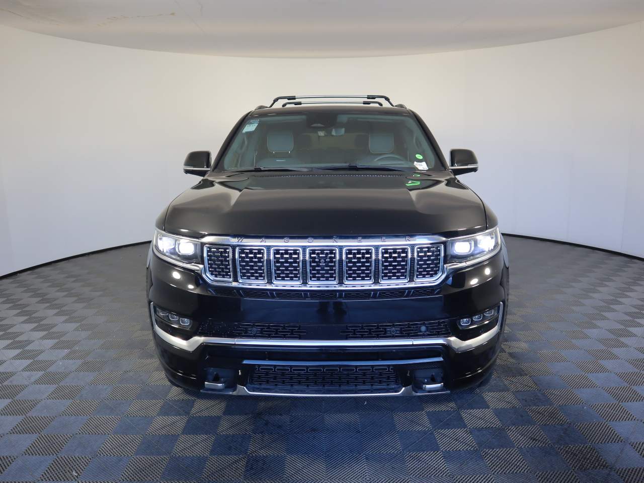2023 Jeep Grand Wagoneer L Series III