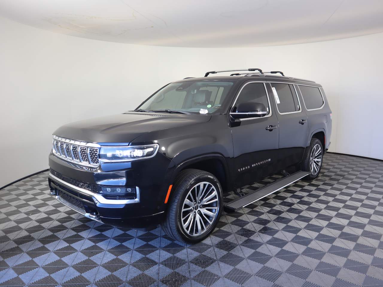 2023 Jeep Grand Wagoneer L Series III