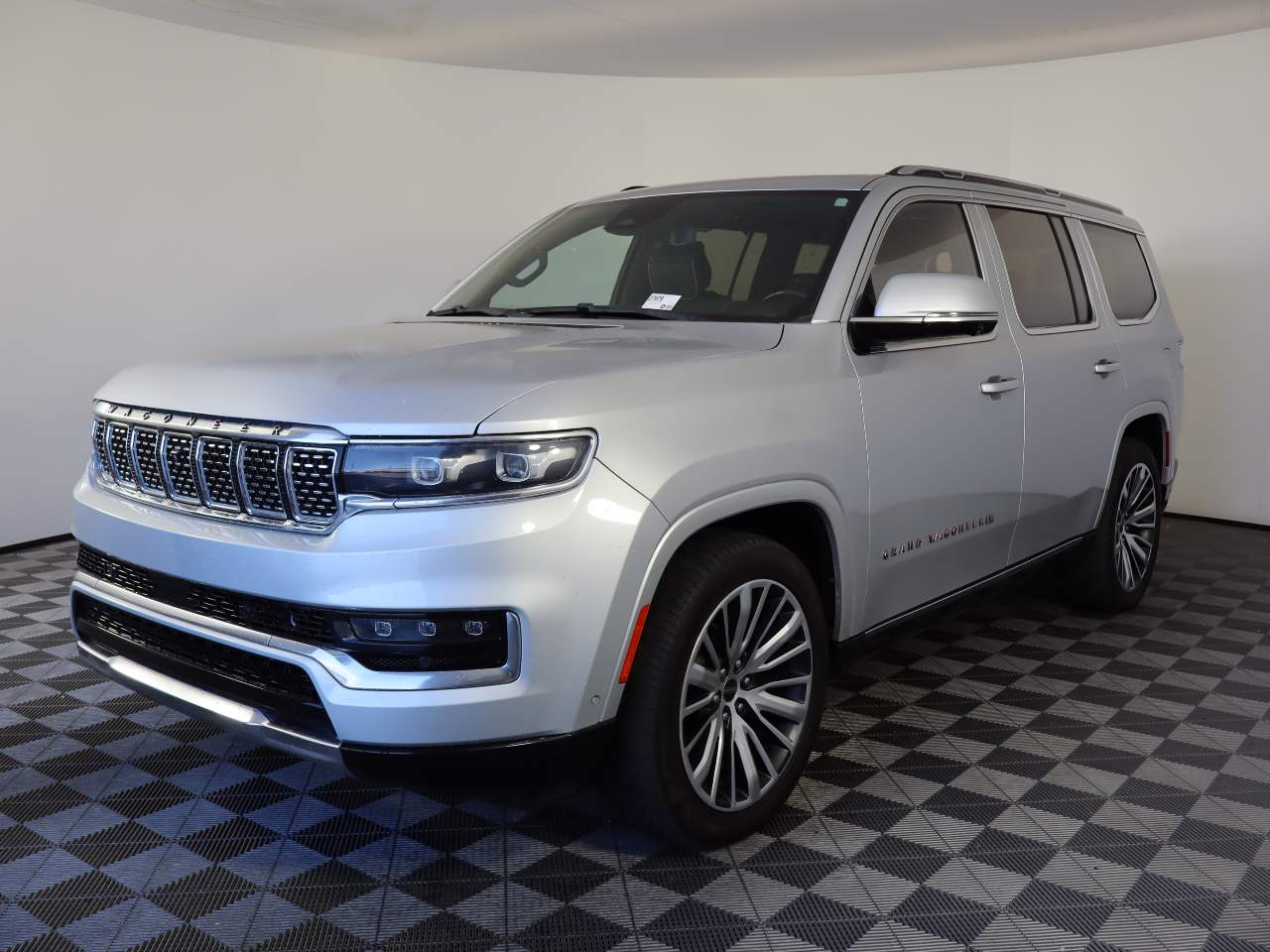 2022 Jeep Grand Wagoneer Series III