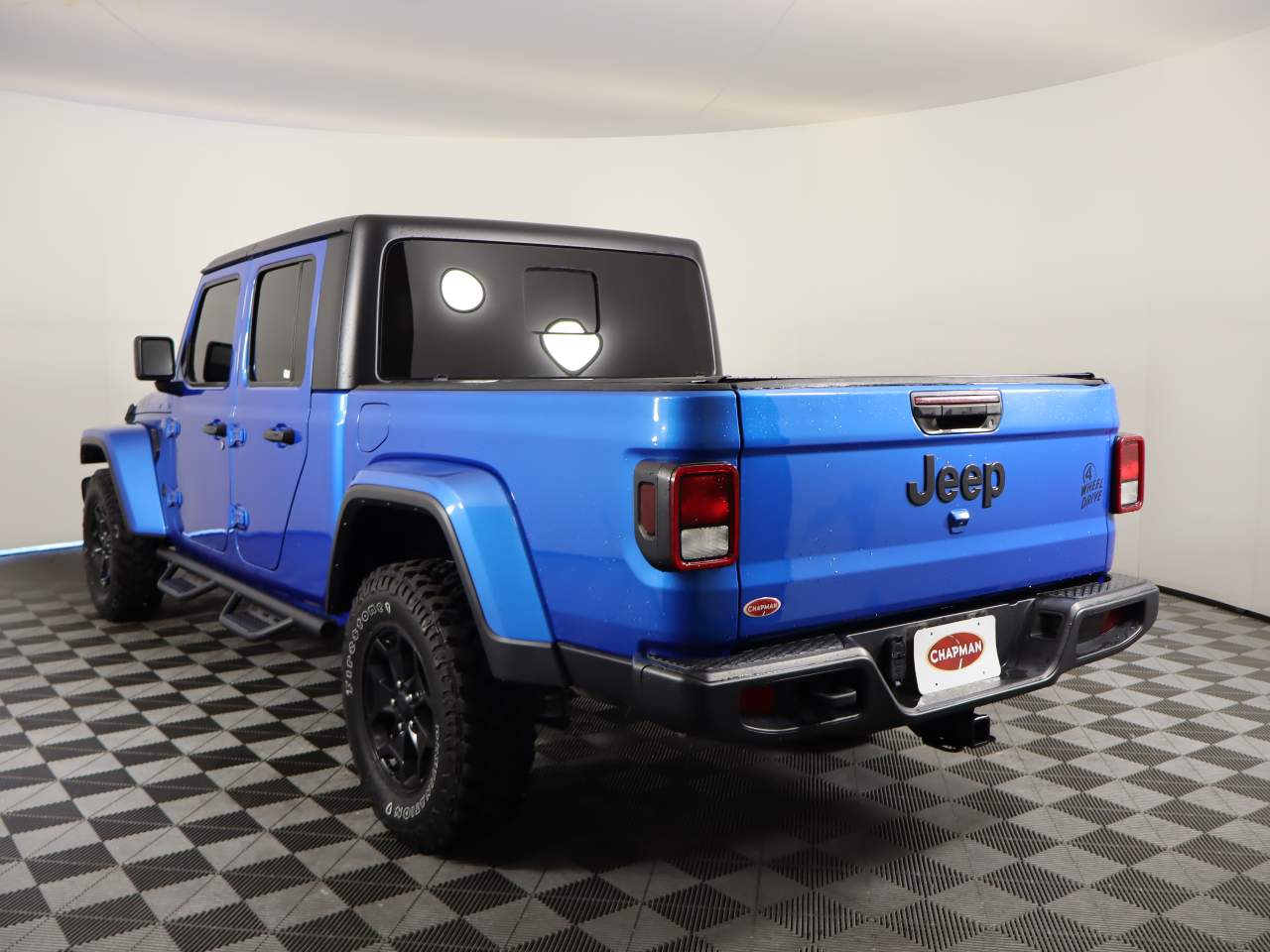 2022 Jeep Gladiator Willys Crew Cab