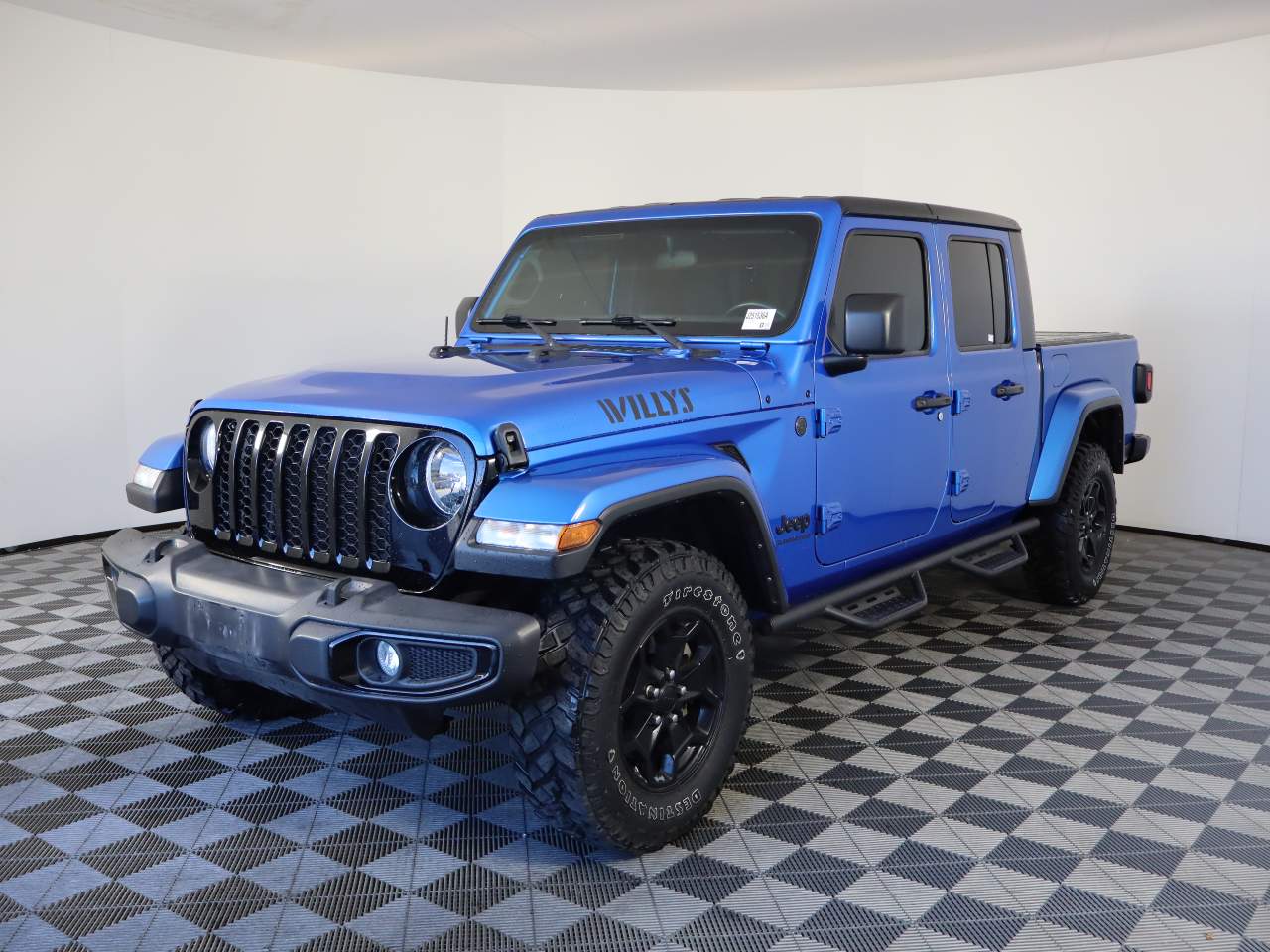 2022 Jeep Gladiator Willys Crew Cab