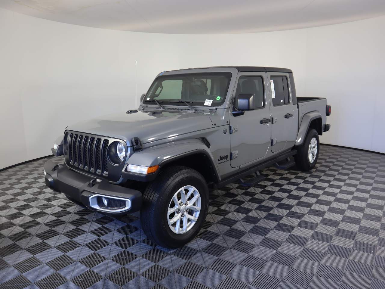 2023 Jeep Gladiator Sport S's photo