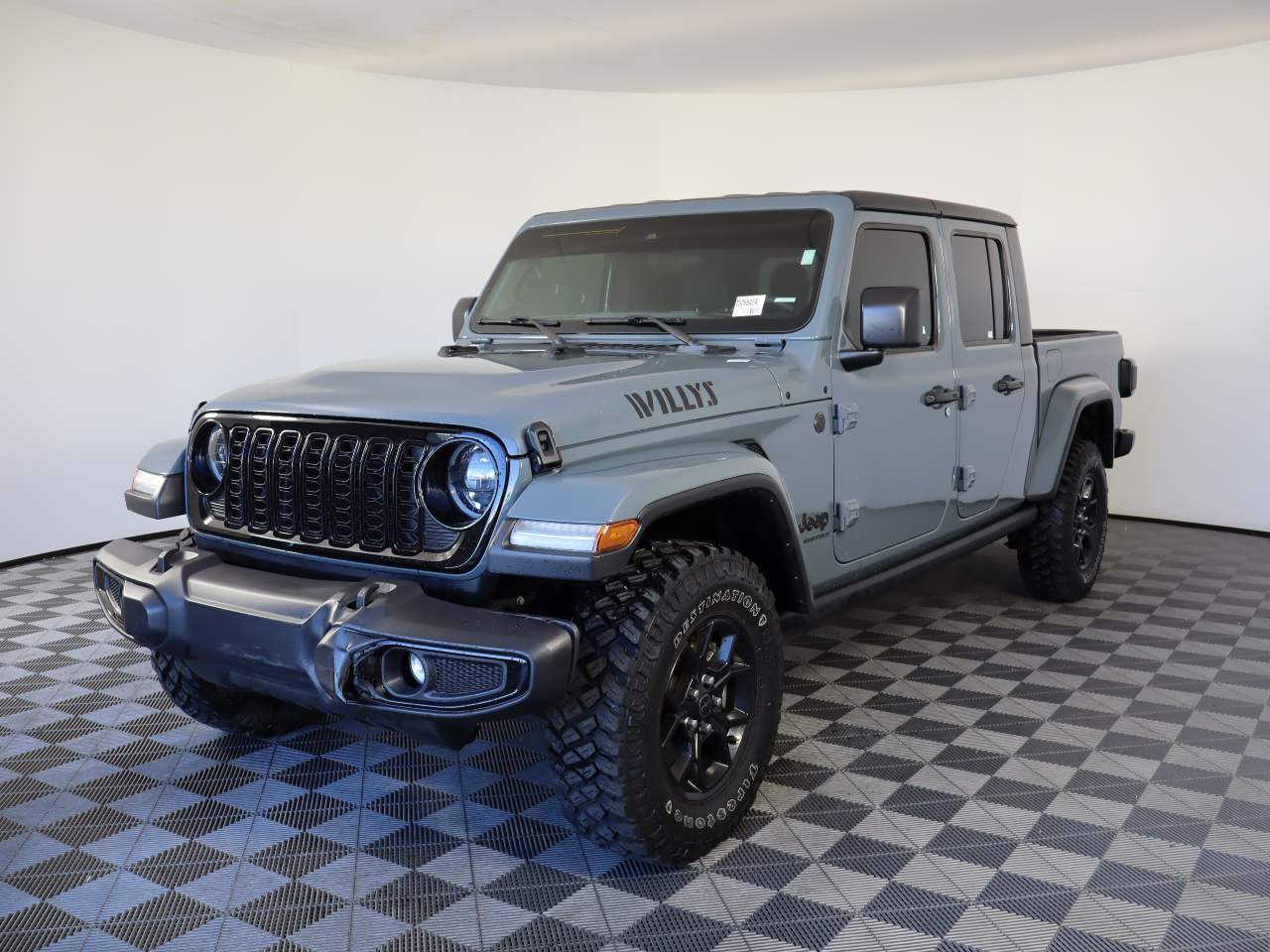 2024 Jeep Gladiator Willys Crew Cab