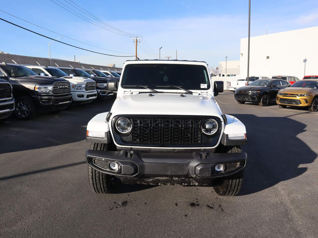 2024 Jeep Gladiator Willys Crew Cab