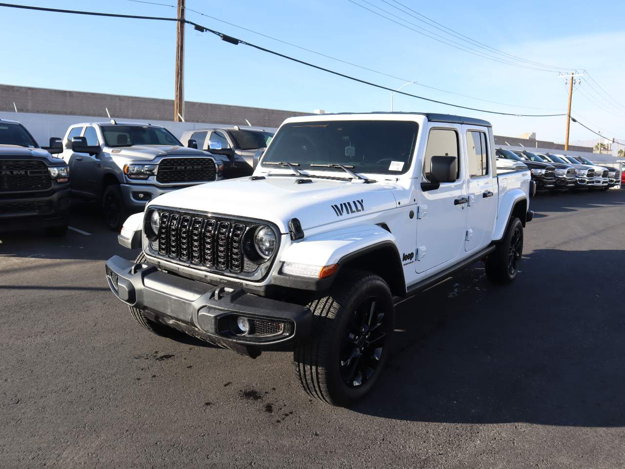 2024 Jeep Gladiator Willys Crew Cab