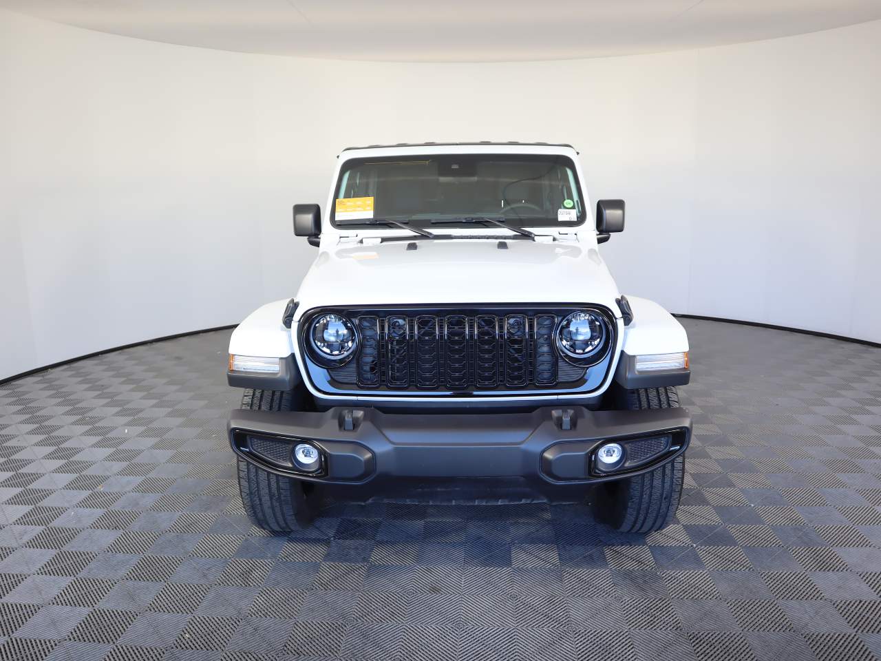 2024 Jeep Gladiator Willys Crew Cab